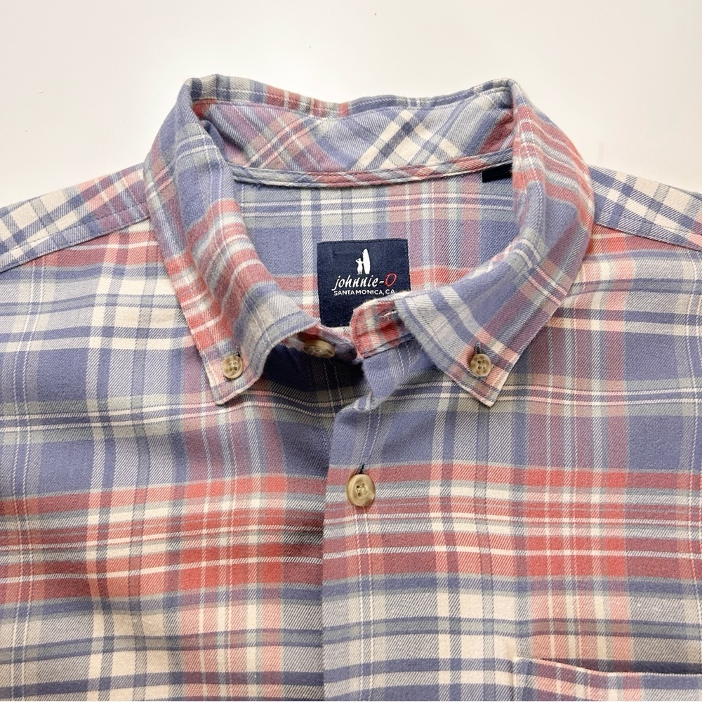 JOHNNIE O CARL PLOTT
TUCKED BUTTON UP SHIRT
JMWL8170 Size Small - Picture 8 of 12